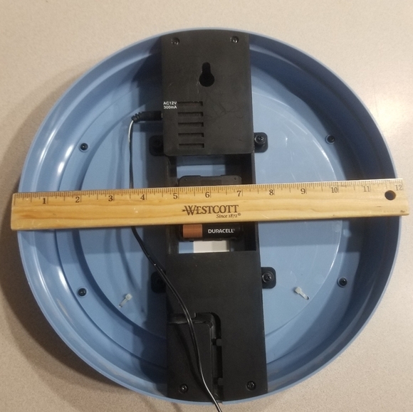 Walt Disney Mickey Mouse And Friends Neon Wall Clock 12" Collector - Picture 7 of 11